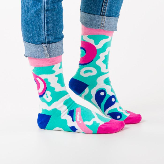 Socks - Les Pieds Dans L’eau By Marylou Faure