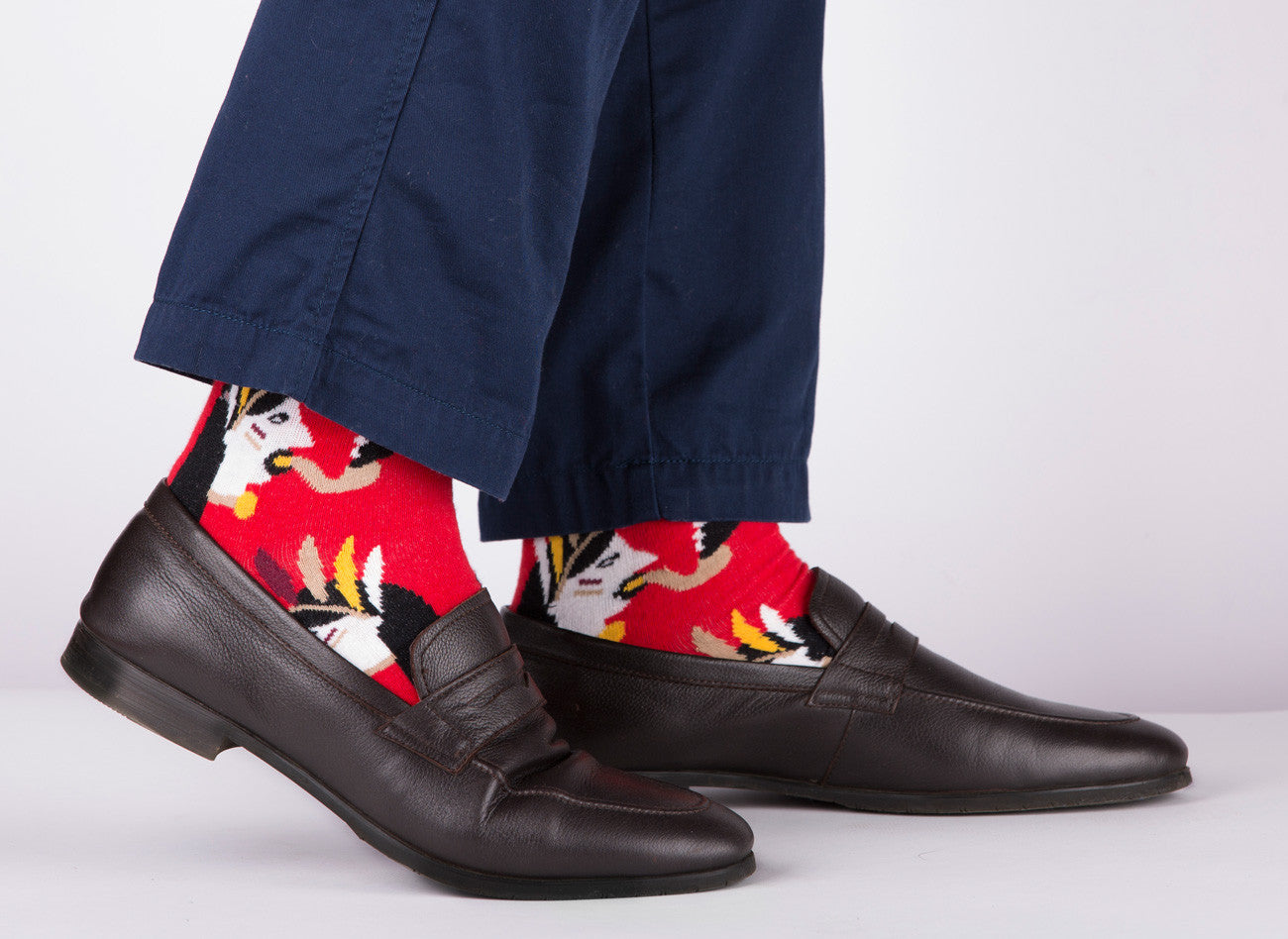 Red Nord Snake Indian. Look Mate London. Men socks. Lifestyle View.